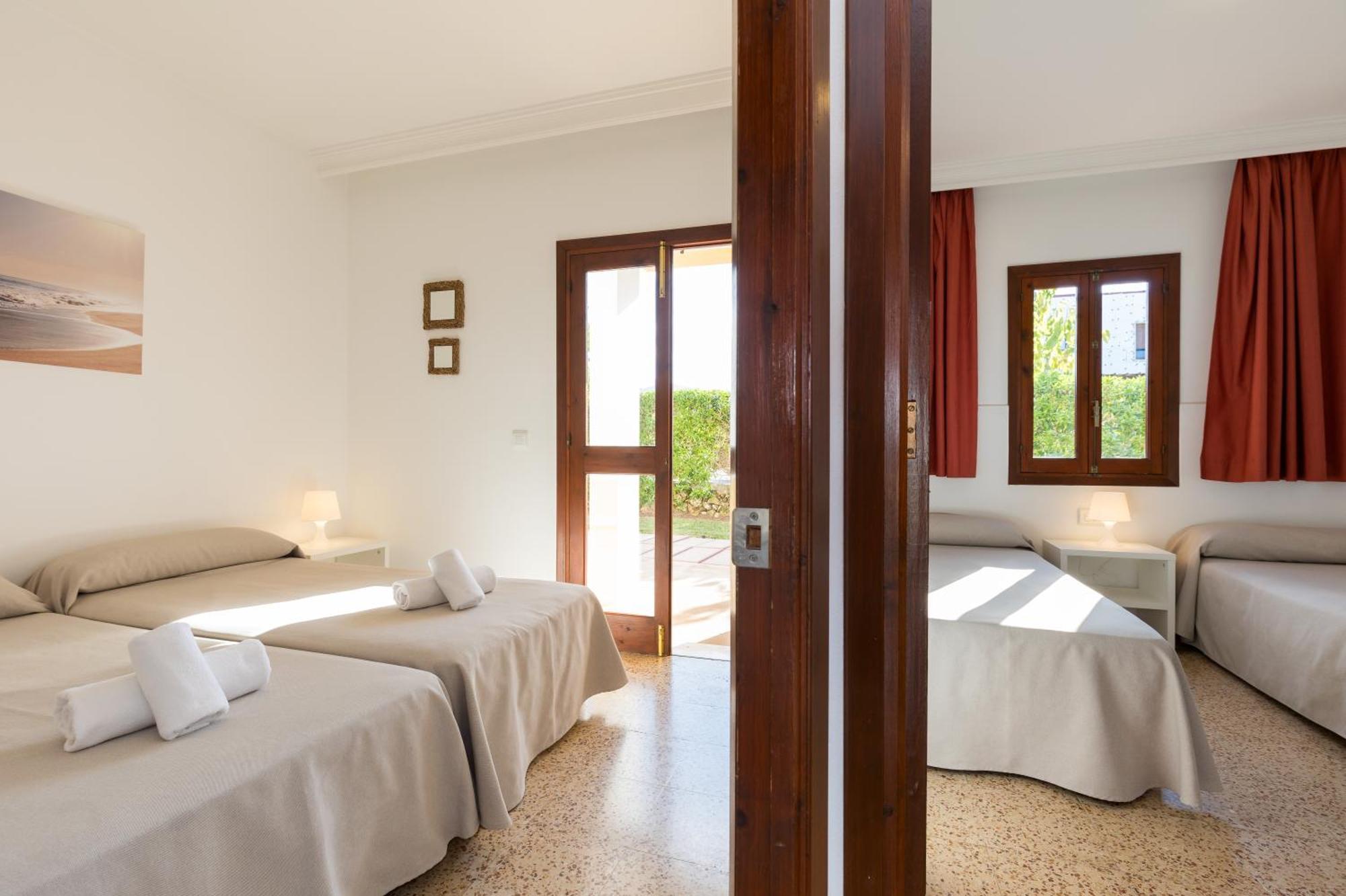 Apartamentos Casa Del Sol Cala Blanca  Exterior foto