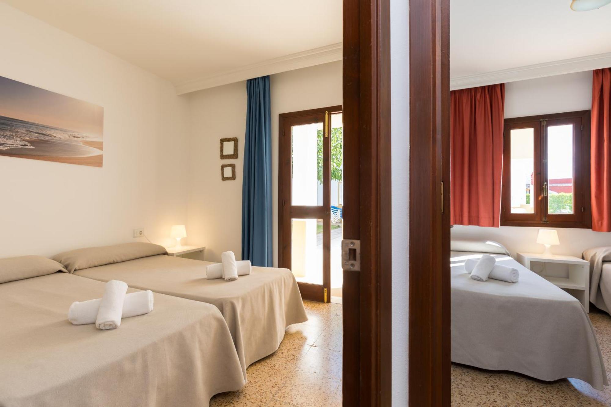 Apartamentos Casa Del Sol Cala Blanca  Exterior foto